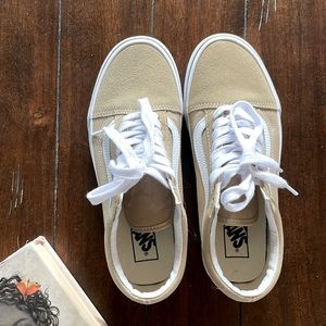 VANS  women